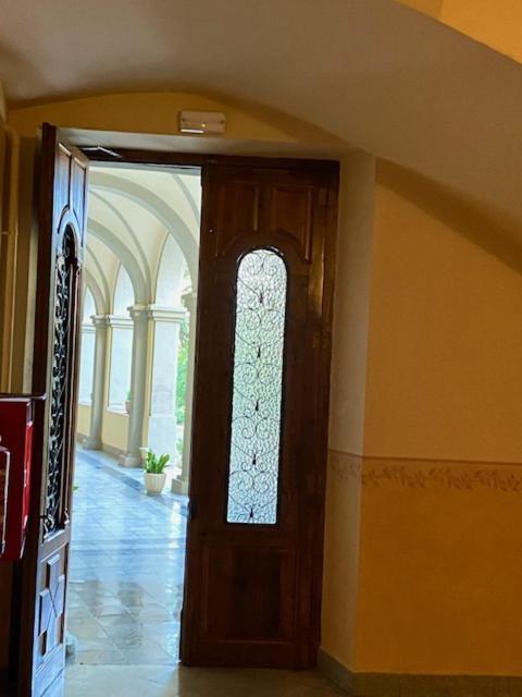 Residencia Sagrada Familia Hotel ลาเซวดูร์เชย์ ภายนอก รูปภาพ
